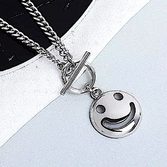 Sterling Silver Happy Smiley Face Chain Link Charm Pendant Necklace - Picture 1 of 8